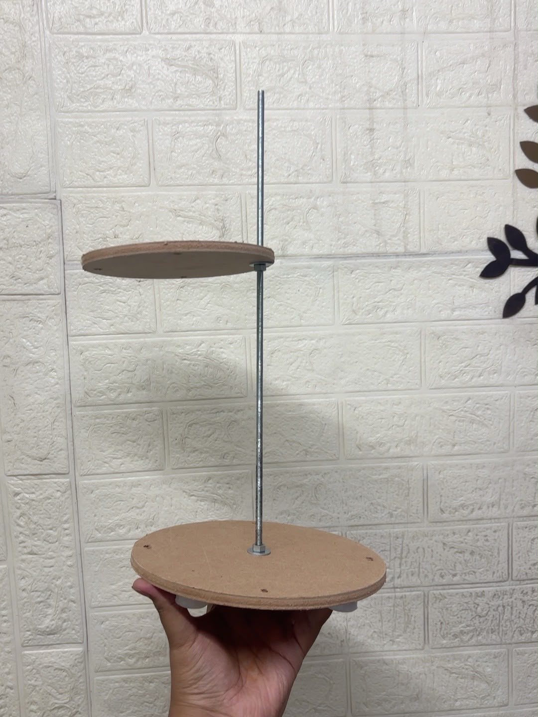 Anti Gravity Stand